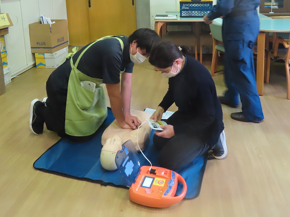 応急手当講習AED、心肺蘇生 マザーアース サテライト