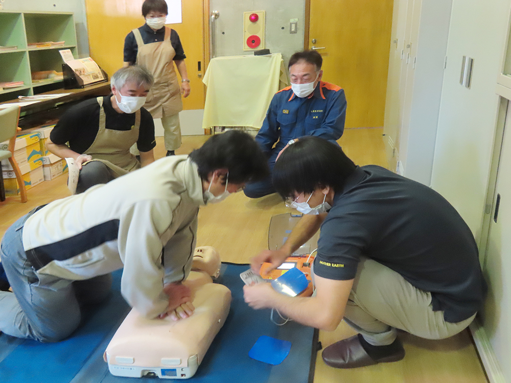 応急手当講習AED、心肺蘇生 マザーアース サテライト