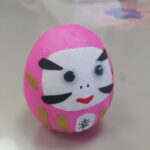 デイサービス　もの作りレク「開運コロコロだるま」