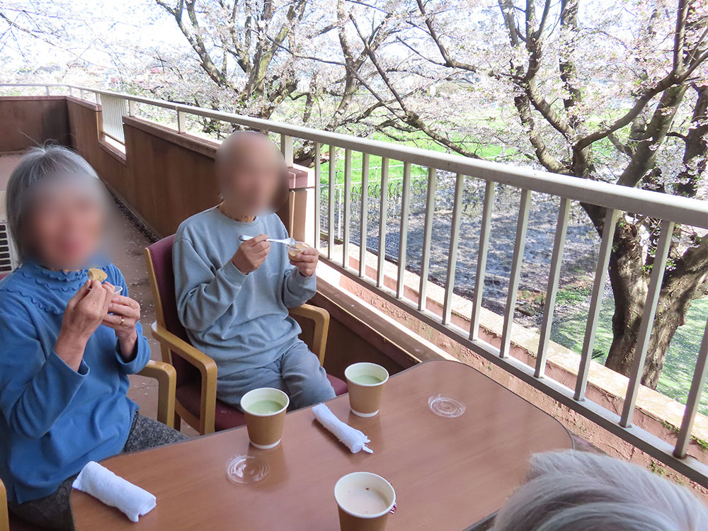 移動カフェ(特養・ショートステイ)