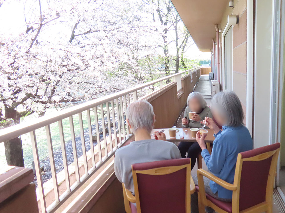 移動カフェ(特養・ショートステイ)