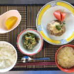 栄養課 選択食 卸しぽん酢ハンバーグ or カレイフライ~クリームソースかけ~